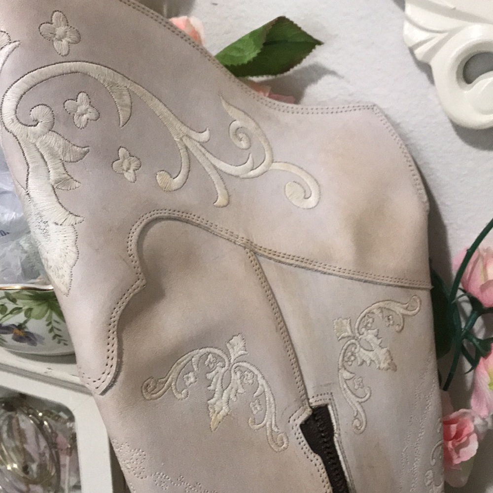Dan Post Women's Over-the-Knee Embroidered Boots in Light Beige - Picture 4 of 7